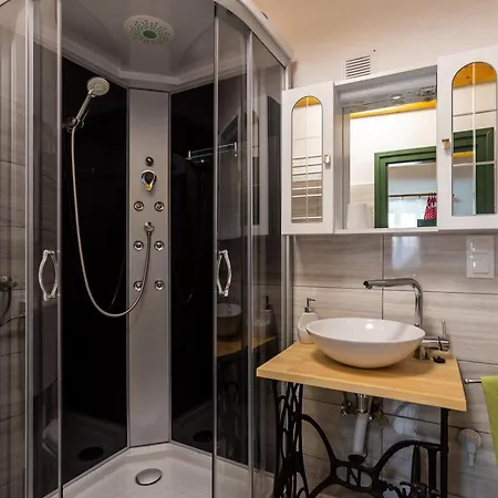 Klementina's - Happy 公寓 讷米斯维塔