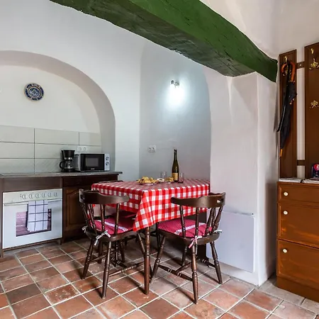 Apartment Klementina's - Happy *