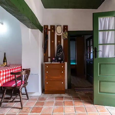Klementina's - Happy Apartment *