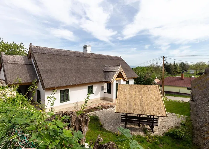 Klementina's - Happy *